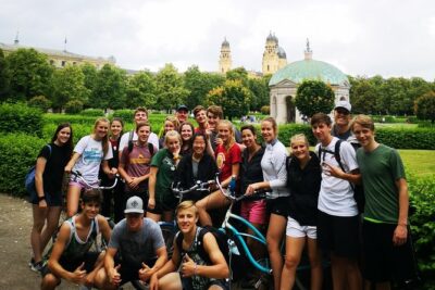 Classic Mike's Bike Tour daily @ 11.30 incl Beer Garden & Surfers - Meeting at Marienplatz and getting set up fast