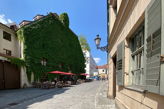 Fall in Love with Munich in a Private Old Town Walking Tour - Stop 4: Hofbräuhaus München interior—beer myths, the purity law, and real hall atmosphere