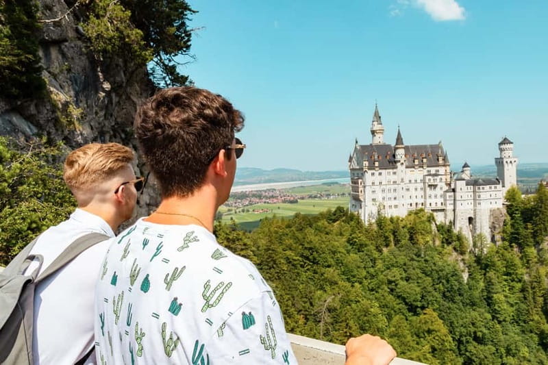From Munich: Premium Neuschwanstein Castle & Linderhof Tour - Meeting at Karlsplatz 21 and What the Coach Experience Looks Like