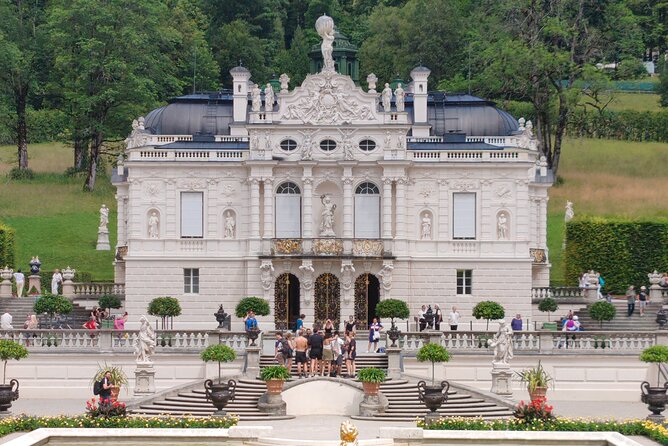 Half Day Private Tour Linderhof Castle & Oberammergau incl Ettal - Munich to the King’s Country: how the logistics actually feel