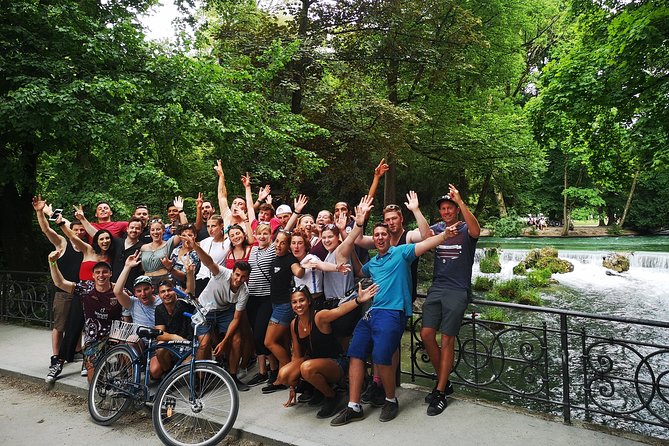 Mini Classic Bike Tour @ 4pm incl. Beer Garden & Surfers 2,5 hrs - Price and value: why $45.97 often feels fair in Munich