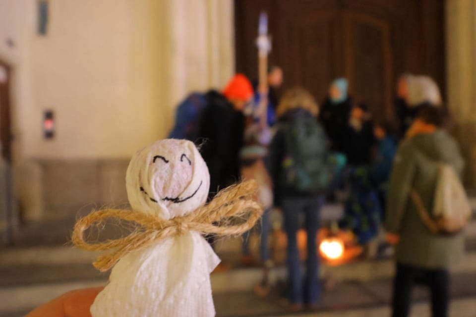 München: Der Nachtwächter für Kinder - Führung auf Deutsch - St. Peter’s Church: Seeing Medieval Munich Up Close