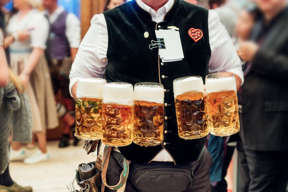 München: Oktoberfest Experience and Lunch in Tent - What the Guide Teaches While You Walk and Eat