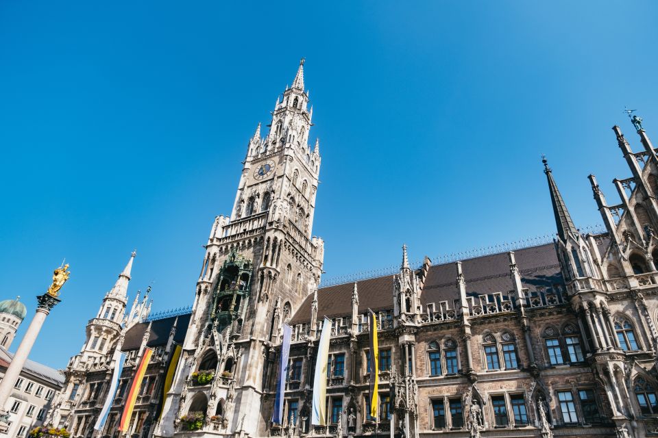 Munich 3-Hour Guided Bike Tour - Maximilianstraße to the Residenz: royal Munich in one stretch