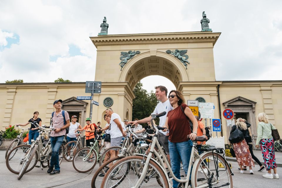 Munich 3-Hour Guided Bike Tour - Pinakothek der Moderne: modern Munich without losing the thread