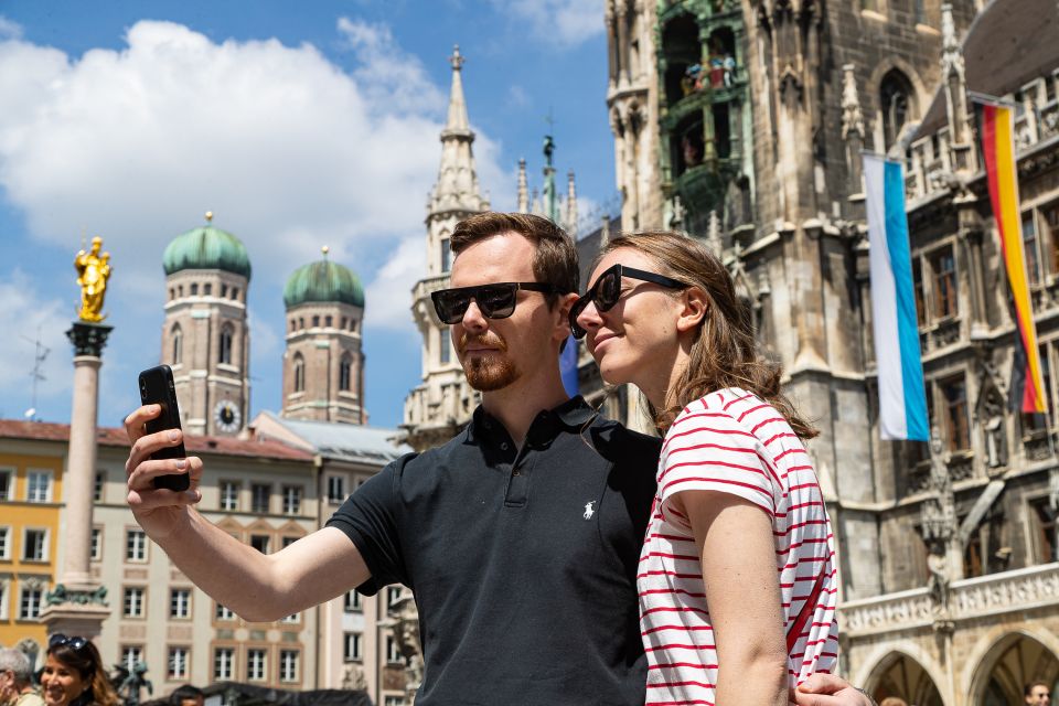 Munich: Big Bus Hop-On Hop-Off Sightseeing Bus Tour - Key things that make this tour worth your time