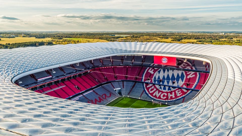Munich: City Bus Tour & FC Bayern Munich Allianz Arena Tour - From Stachus to the stadium: how the 5-hour plan works