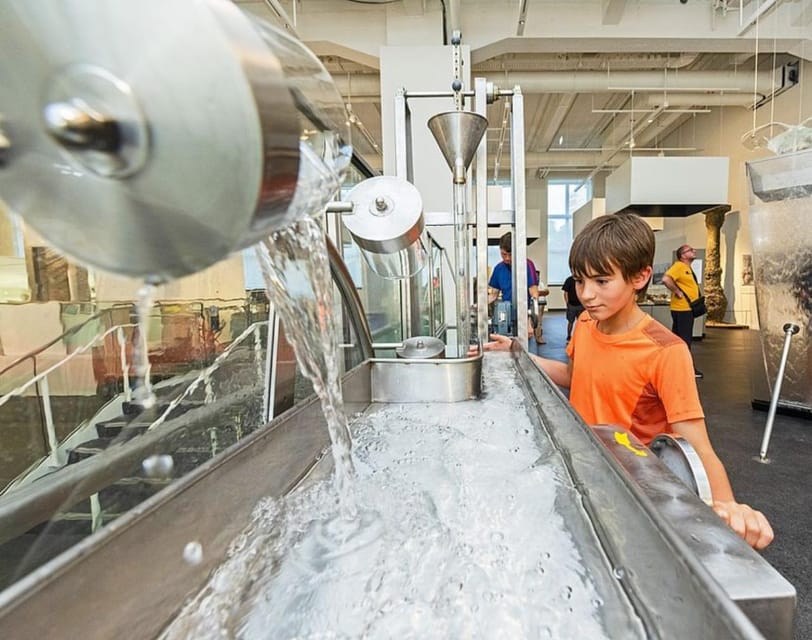 Munich: Deutsches Museum Entry Ticket - Signature demonstrations: model railway, microscopy theater, and chemistry