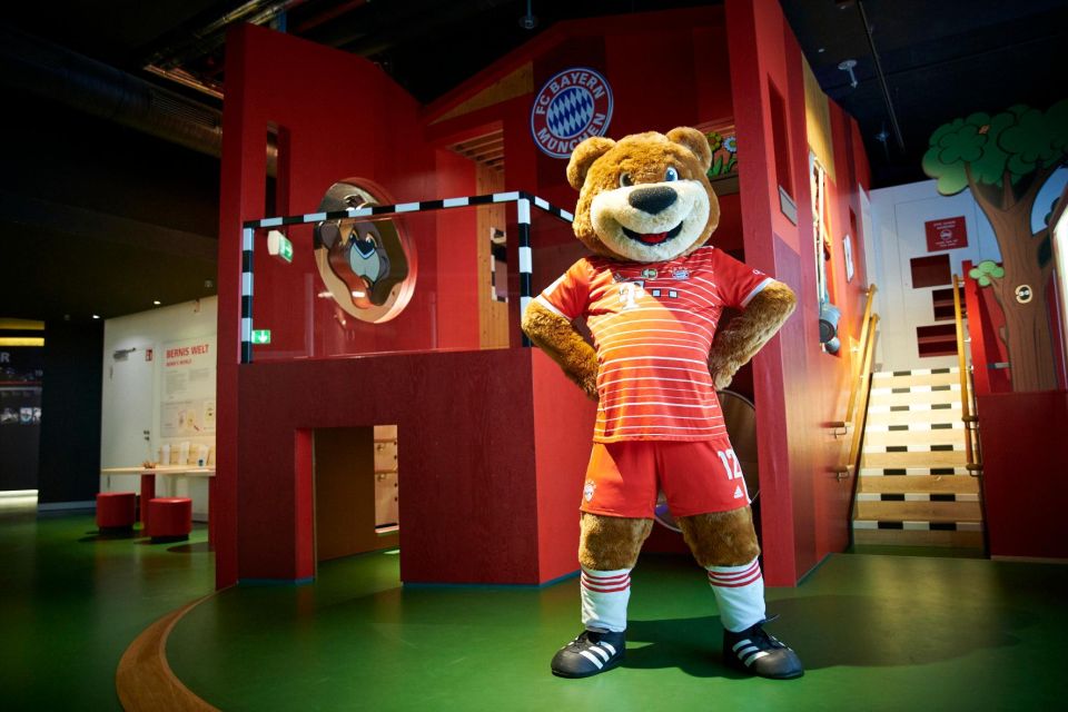 Munich: FC Bayern Museum Entry Ticket - Where to Enter: Haupteingang Süd and Museum Signage