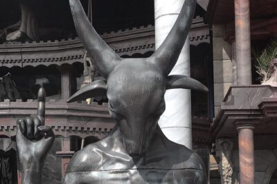 Munich Ghosts and Spirits Evening Walking Tour - Marienplatz: The Darker Side of Munich’s Main Stage