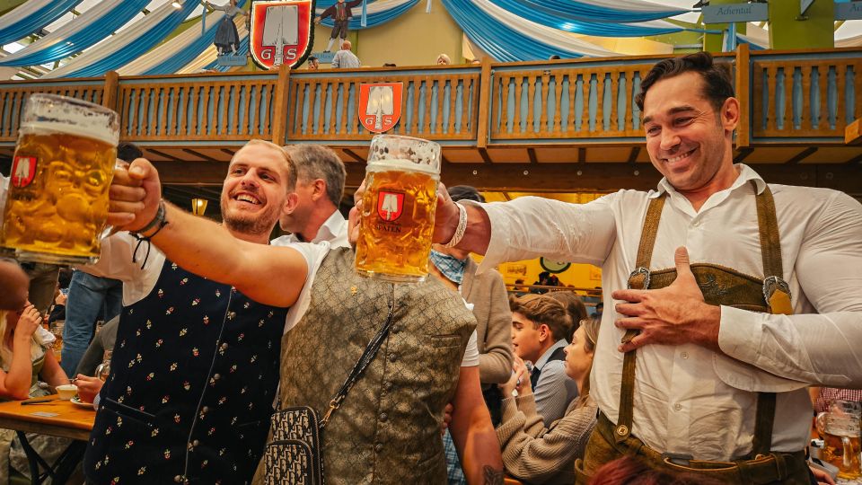 Munich: Guided Oktoberfest Experience with Beer and Lunch - Westendstraße 12: Start Smooth With a Welcome Beer