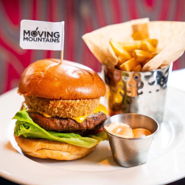 Munich: Hard Rock Cafe with Set Menu for Lunch or Dinner - Price and value: is $33 per person a fair deal?