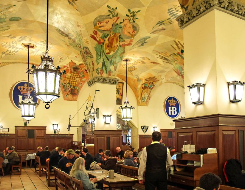 Munich: Hofbräuhaus Guided Tour with 1 Beer - What to watch for: pace, food, and practical limits