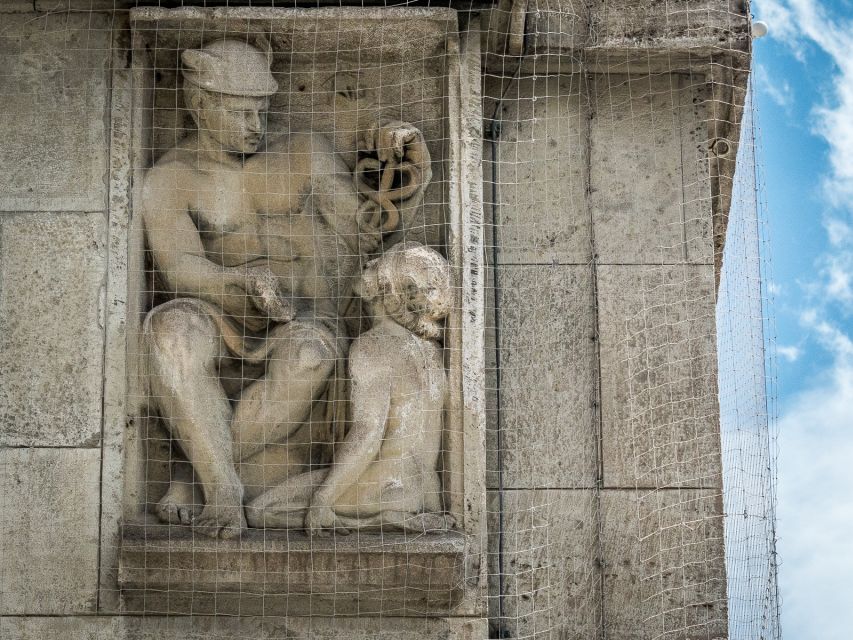 Munich - Illuminati & other Secret Societies, Tour in German - What makes this tour great: Albert’s guide style