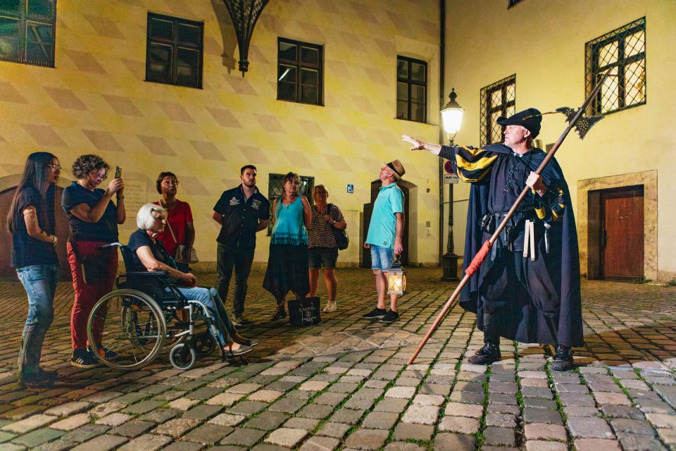 Munich: Middle Ages Tour with Night Watchman - The 12th-century city wall and gates: where defense shapes the story