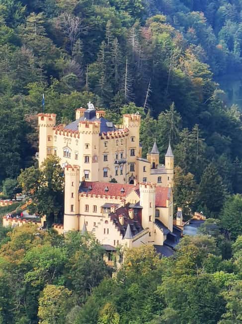 Munich: Neuschwanstein Castle by Bus with Alpine Bike Ride - Munich to Bavaria’s Hills: How This Day Trip Really Flows