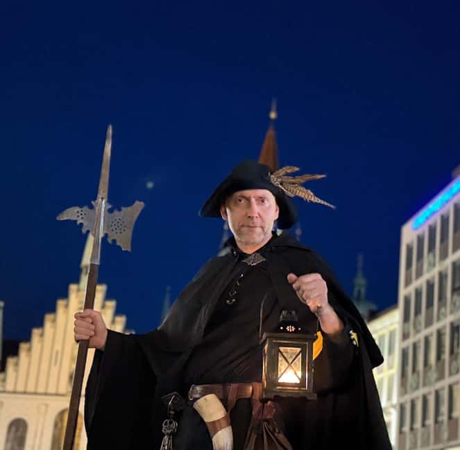Munich: Night Watchman Tour in English - Frauenkirche Area: Turning a Famous Landmark Into a Story Stop