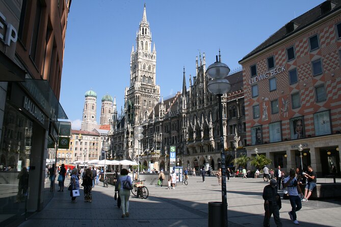 Munich: Old Town Walking Tour - Guides Matter Here: Clear Explanations and Good Pacing
