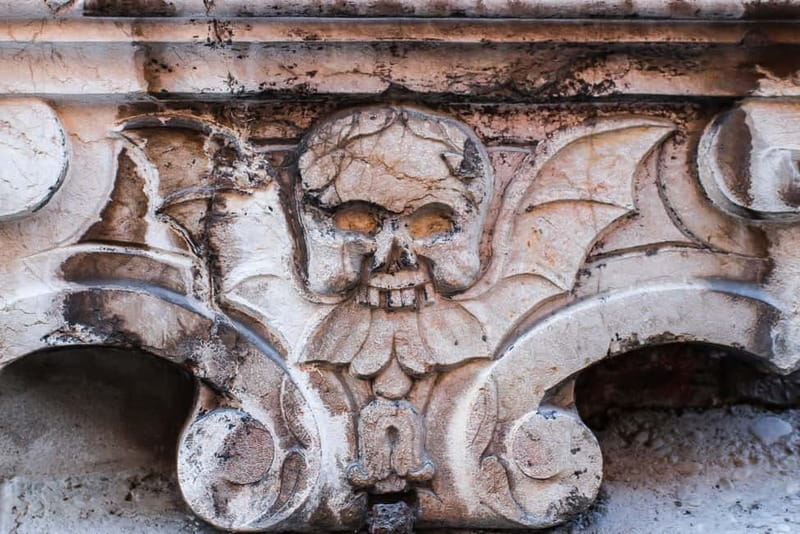 Munich: Raven Black Witches and Executioners Walking Tour - What makes the stories different: witches, executioners, and the everyday fear of death