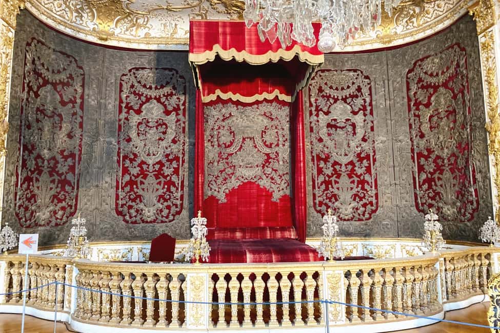Munich: Residenz Museum Tickets and 2,5-hour Guided Tour - Practical tips so the palace feels comfortable, not exhausting