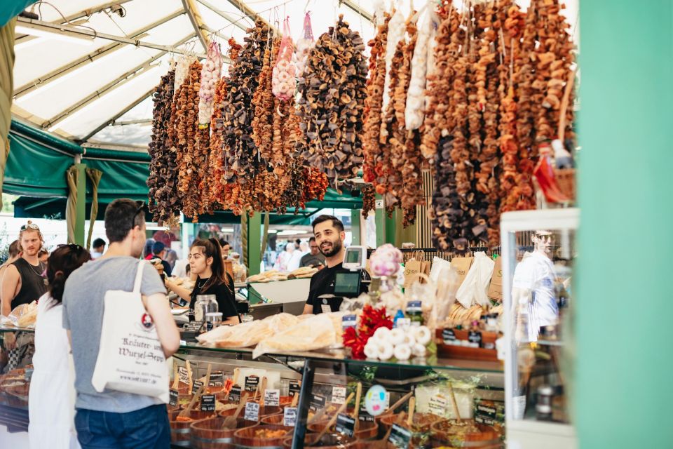 Munich: Viktualienmarkt Food Tour - Exotic fruit and international bites: Munich beyond the stereotypes