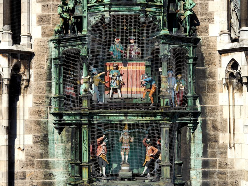 Munich: Walking Tour Old Town and Viktualienmarkt - Timing and logistics that keep the walk smooth