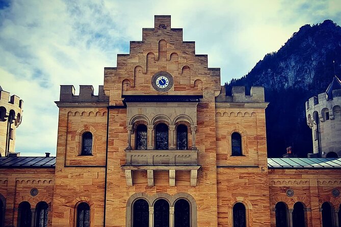 Neuschwanstein Castle, Ettal Abbey and Oberammergau Private Tour from Munich - Price and logistics: what you’re paying for (and what you’re not)