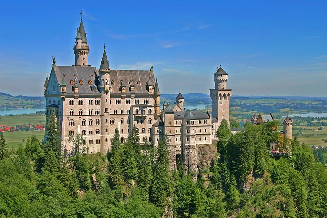 Neuschwanstein Castle Tour from Munich - Getting From Munich: Train or Private Coach, Plus Real Comfort