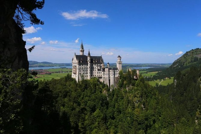Neuschwanstein & Linderhof Castle Luxury Private Tour from Munich - Füssen Altstadt: Old Town Flavor Between Royal Sights