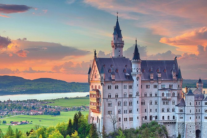 Neuschwanstein & Linderhof Castle Luxury Private Tour from Munich - Oberammergau Passionstheater and Ettal Abbey: Culture on the Road