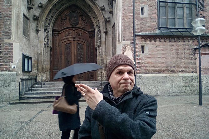 Paul's Private Tour in Munich old City - St. Peter’s Church and the long view: from the earliest Munich to baroque details