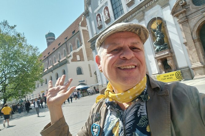 Paul's Private Tour in Munich old City - Funf Hofe and Promenadeplatz: shopping streets with a practical purpose