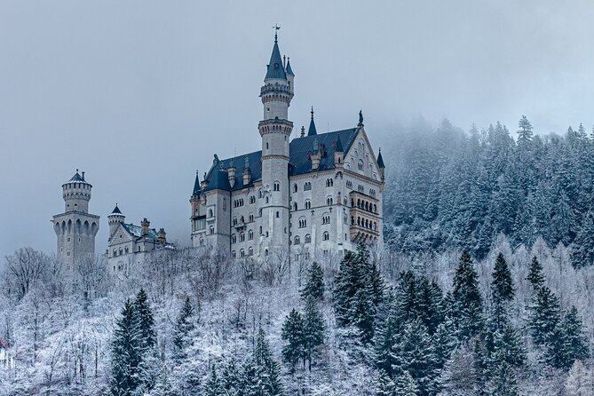 Private Tour to Neuschwanstein Castle & Linderhof from Munich - Linderhof Castle: Versailles influence, Hall of Mirrors, and Ludwig’s forest world